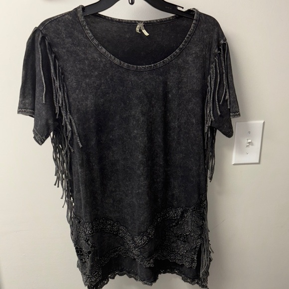 Fringe western Lace crochetTop - Picture 4 of 10